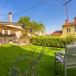 Lilly With Private Parking And Private Garden-quiet Oasis Apartman