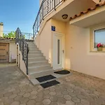 Lilly With Private Parking And Private Garden-quiet Oasis * Pula