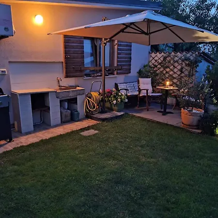 Lilly With Private Parking ,private Garden-quiet Oasis *