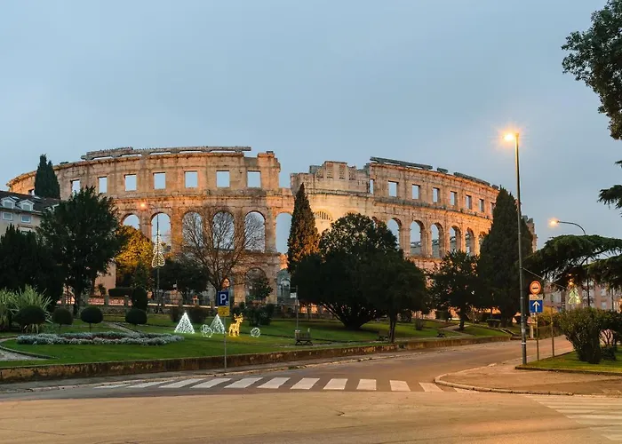 公寓 Lilly With Private Parking ,private Garden-quiet Oasis 普拉